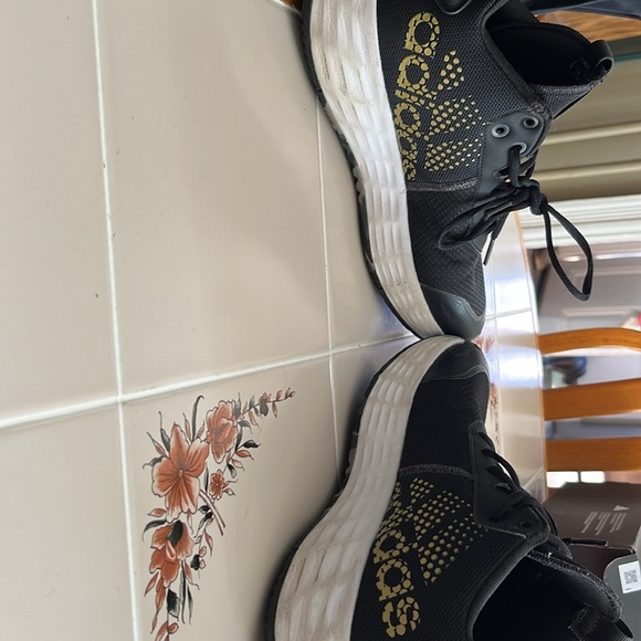 Adidas Sneakers/basketball - Picture 4 of 7